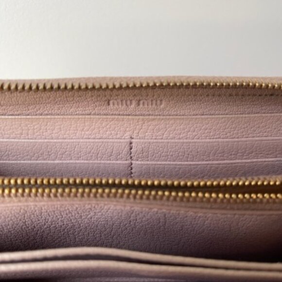 Miu Miu Zip Around Wallet - Picture 7 of 9